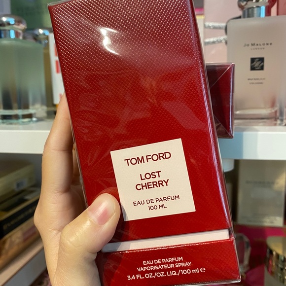 Tom Ford lost cherry 100ml brand new! - Picture 7 of 8